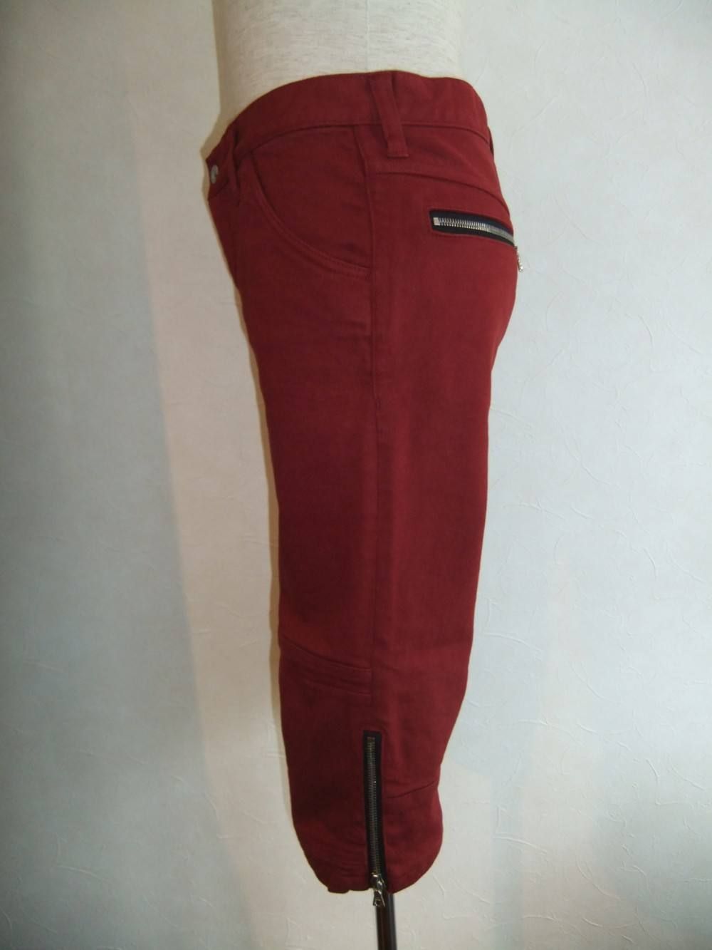 TARANTVLA  RED