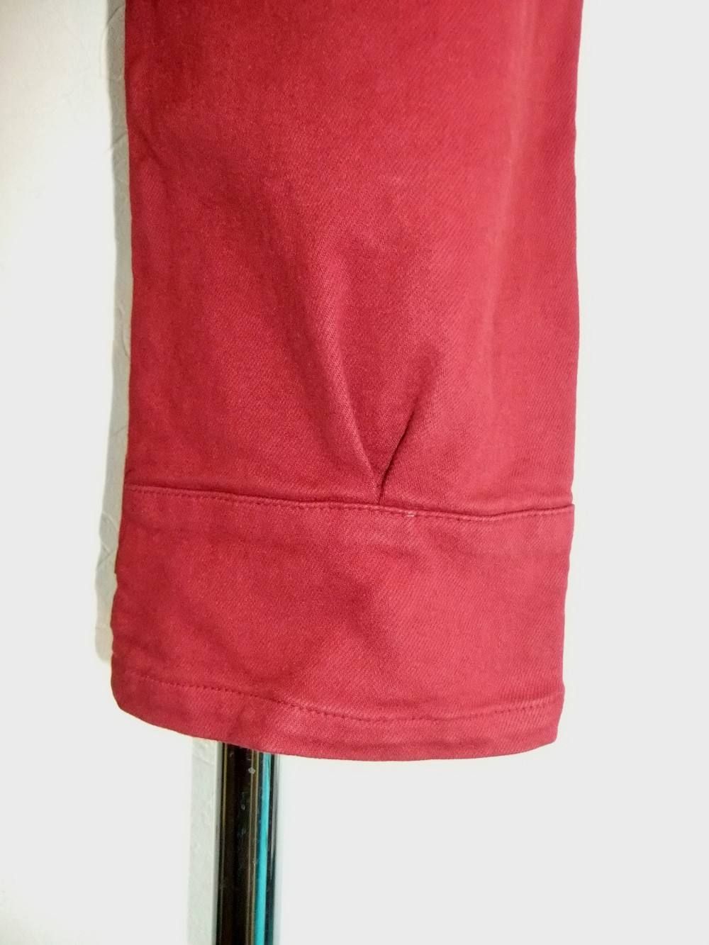 TARANTVLA  RED