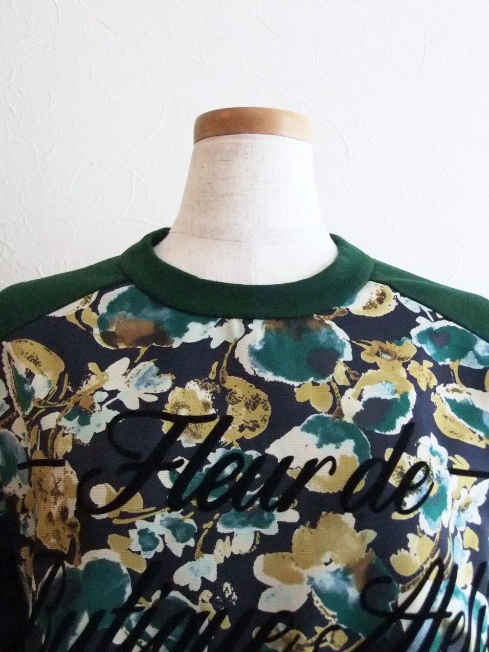 花柄プリント スウェット Tシャツ