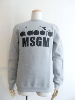 ロゴプリント スウェットトレーナー ×ディアドラ  MM301-174777