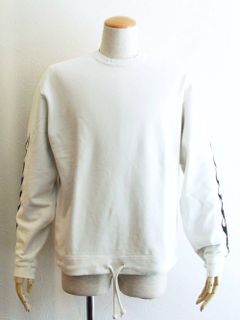 アウトドア クルーネック 裏毛 スェット (袖 黒豹刺繍) RN17213177