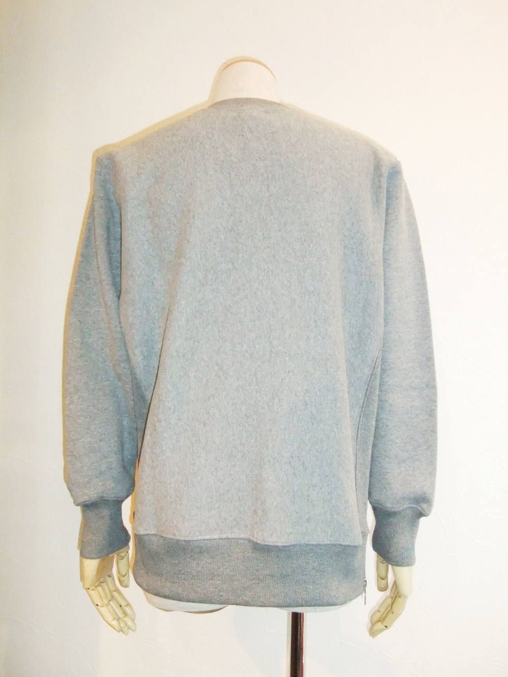 ロゴ入り クルーネックトレーナー MICK