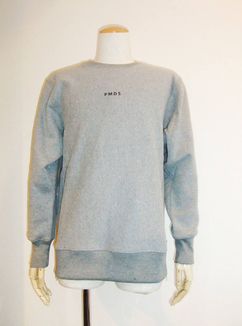 ロゴ入り クルーネックトレーナー MICK
