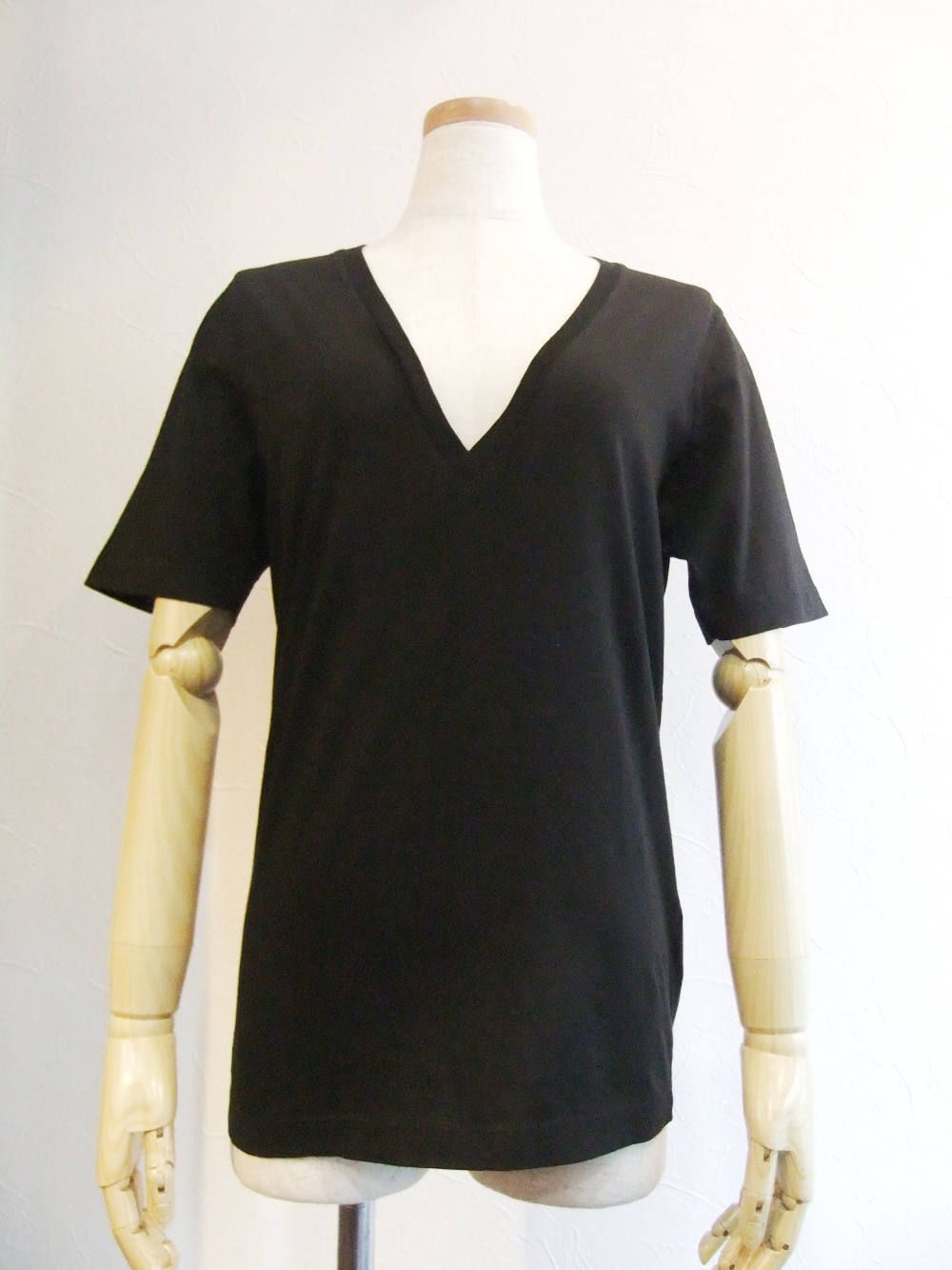 DSQUARED2 LADIES (ディースクエアード)  Vーネック T-SHIRT