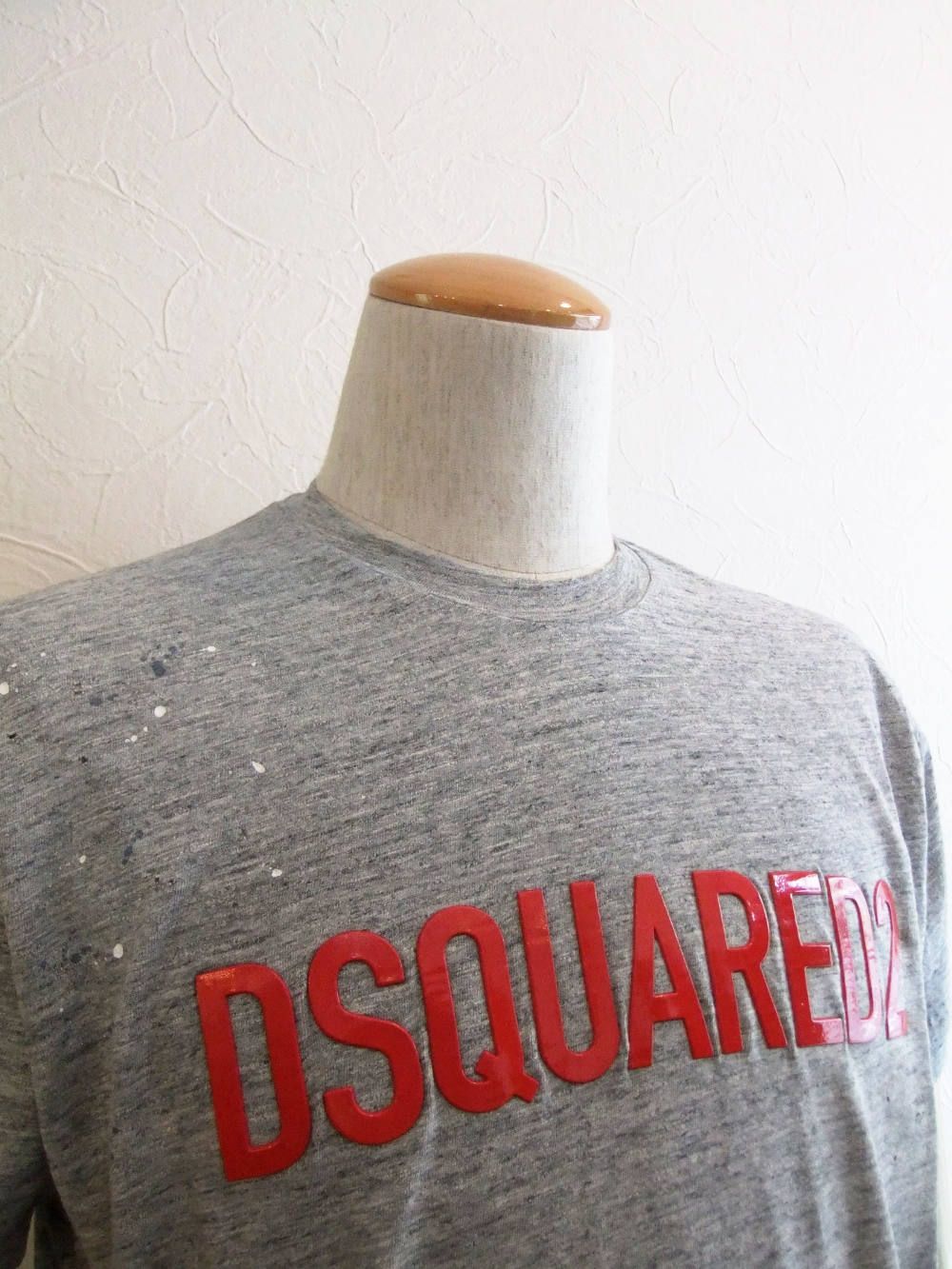 ペイント  D2 ロゴ T-SHIRT CHIC DAN FIT  S74GD0328
