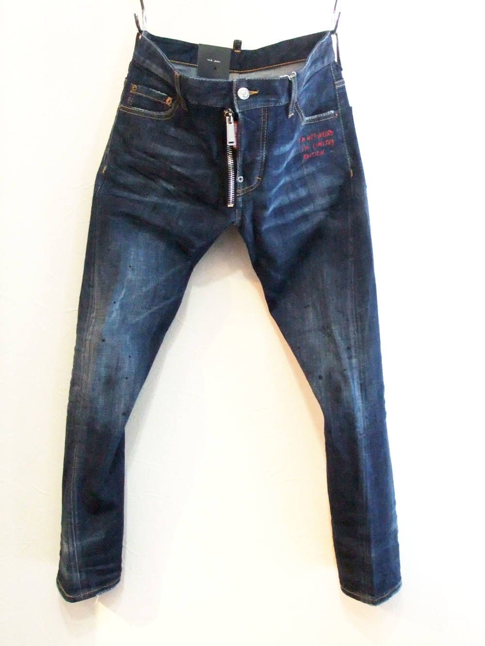 Dsquared2 - M.B. JEAN フロントジップ WEIRD LIMITED EDITION WASH スリム テーパードー ジーンズ  S71LB0426 | 4.444glad