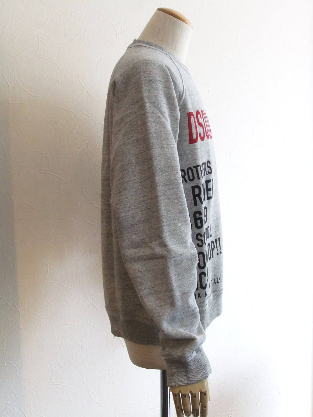 ロゴプリント スウェットプルオーバー  DESTROYED / COOL FIT S71GU0244