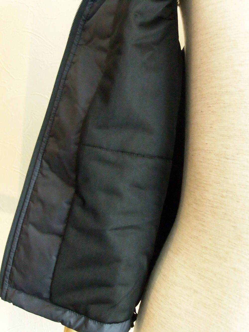 Carlos (NAVY)   中綿入りベスト