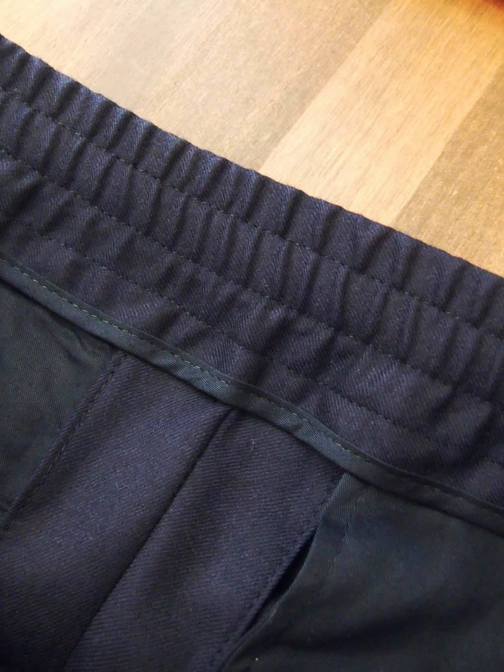 1プリーツテーパード ウールパンツ(NAVY)