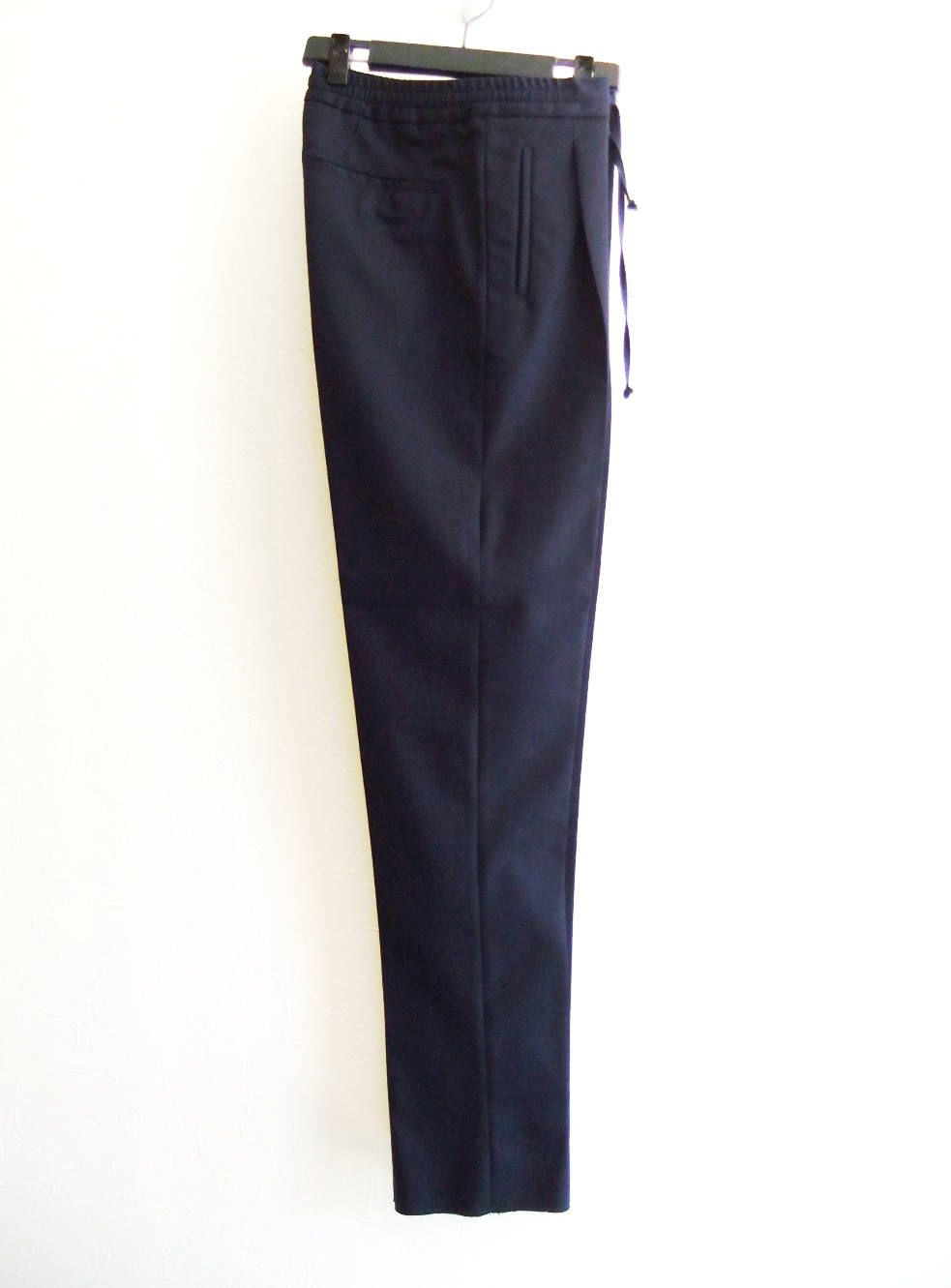 1プリーツテーパード ウールパンツ(NAVY)