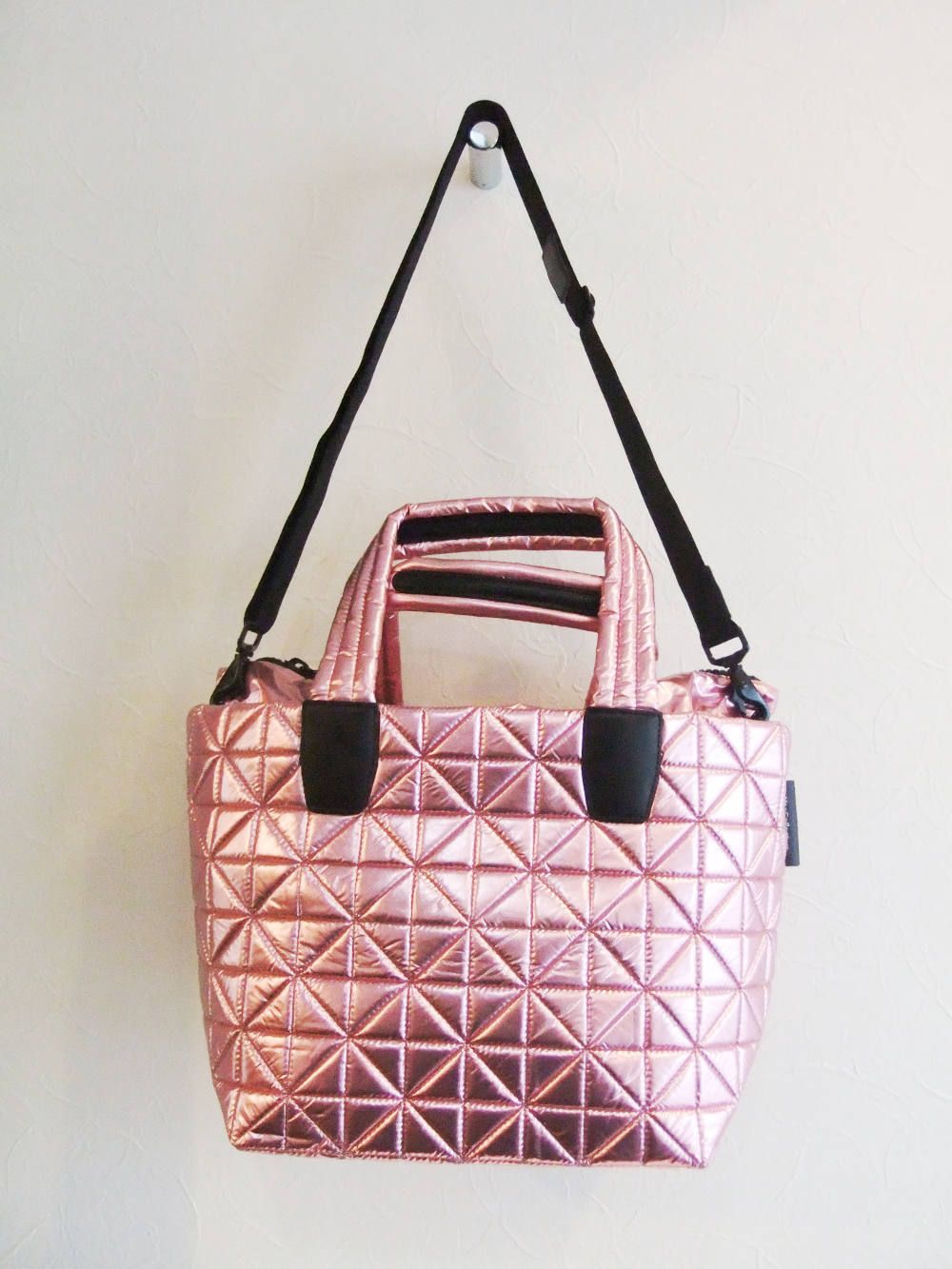 VEE TOTE 2WAY スモール トートバッグ  (ピンク メタリック)