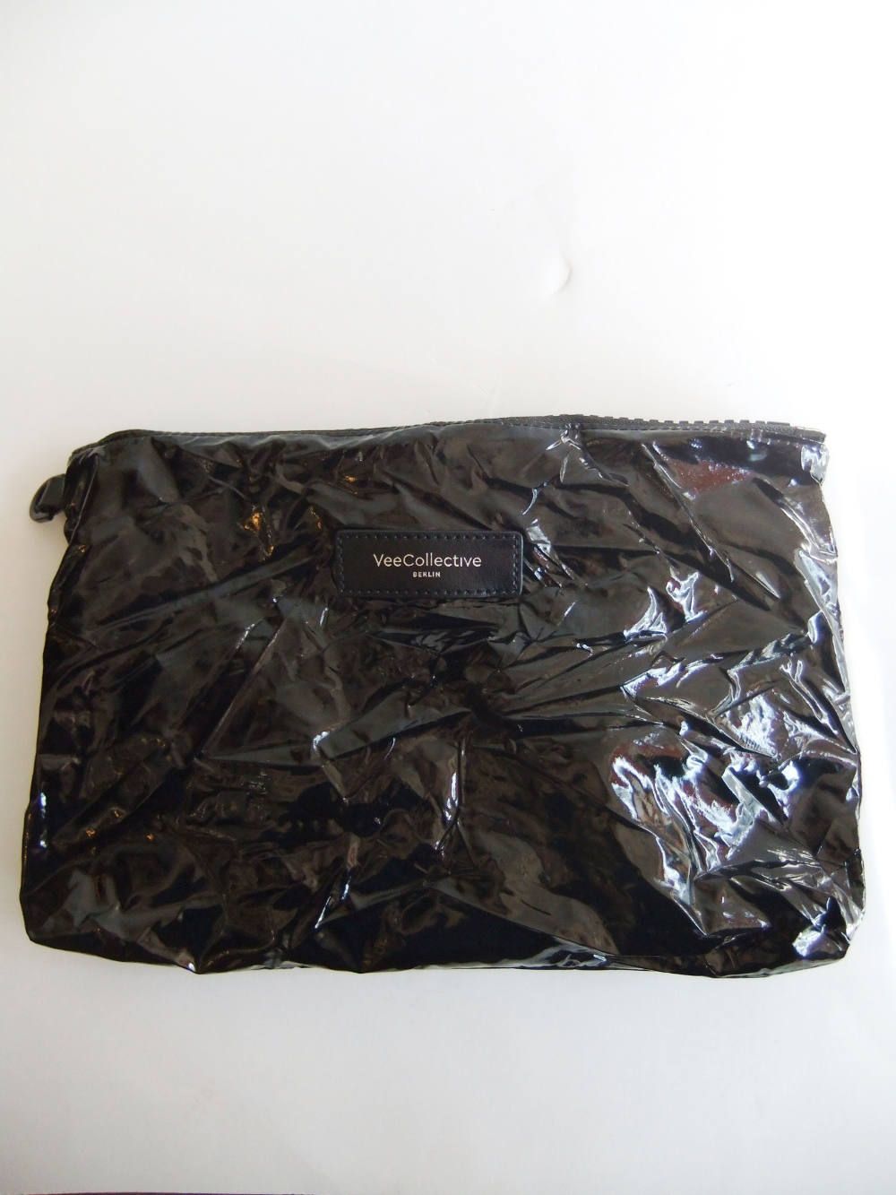 VEE TOTE 2WAY スモール トートバッグ  (ブラック ビニール)