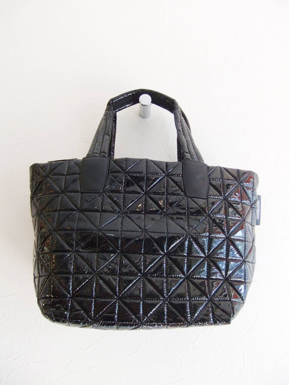 VEE TOTE 2WAY スモール トートバッグ  (ブラック ビニール)