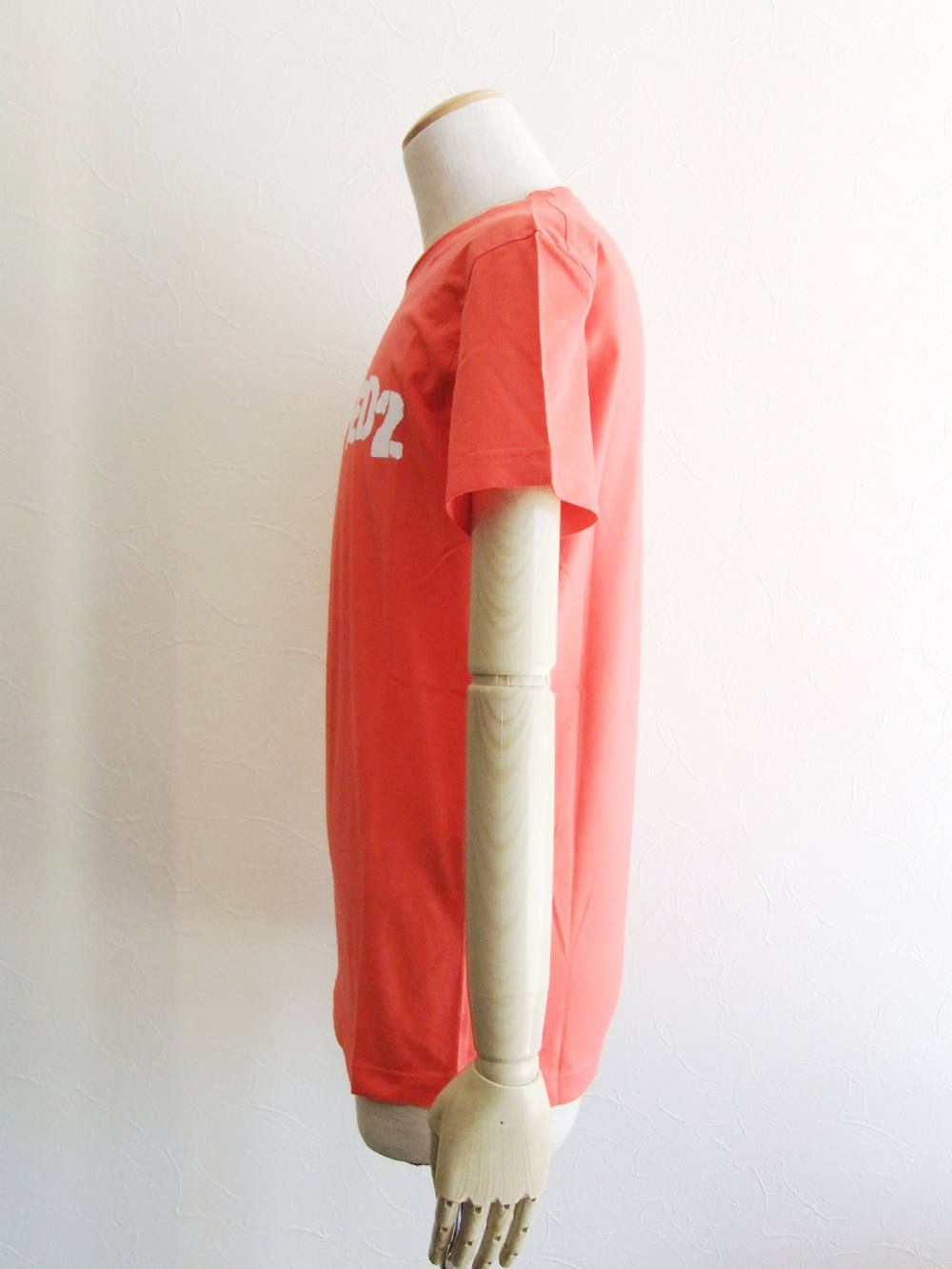 D2 ロゴプリント T-SHIRT (RED)  Negative Dyed  Cool Fit  S74GD0494