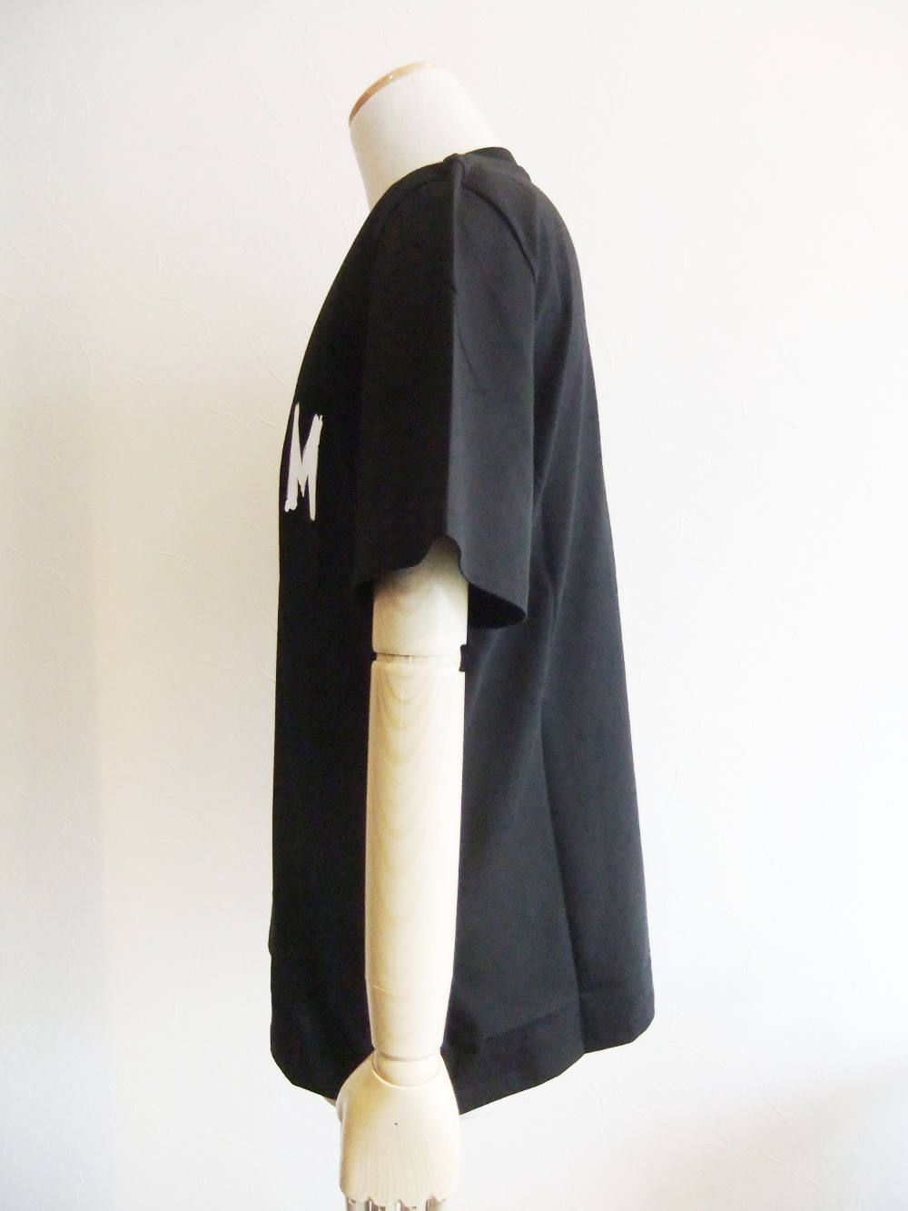 手描き ロゴプリント コットン T-シャツ (BLACK)