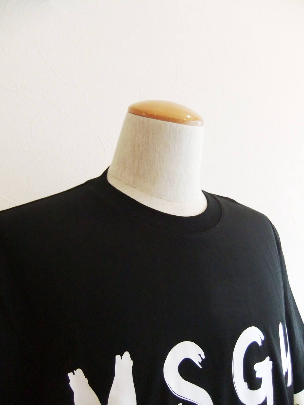 手描き ロゴプリント コットン T-シャツ (BLACK)