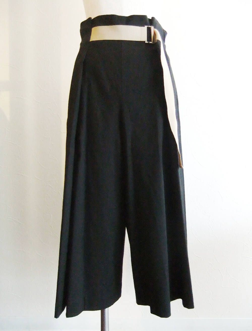 グログランテープ ベルト付き ワイドパンツ (ブラック) SP-50391