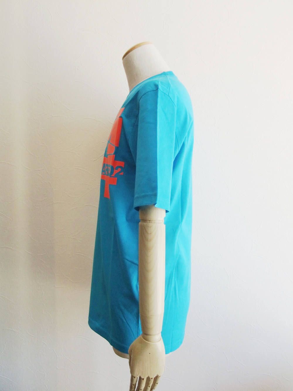 64 プリント T-SHIRT  (BLUE) Super Negative Dyed Stud Fit  S71GD0764