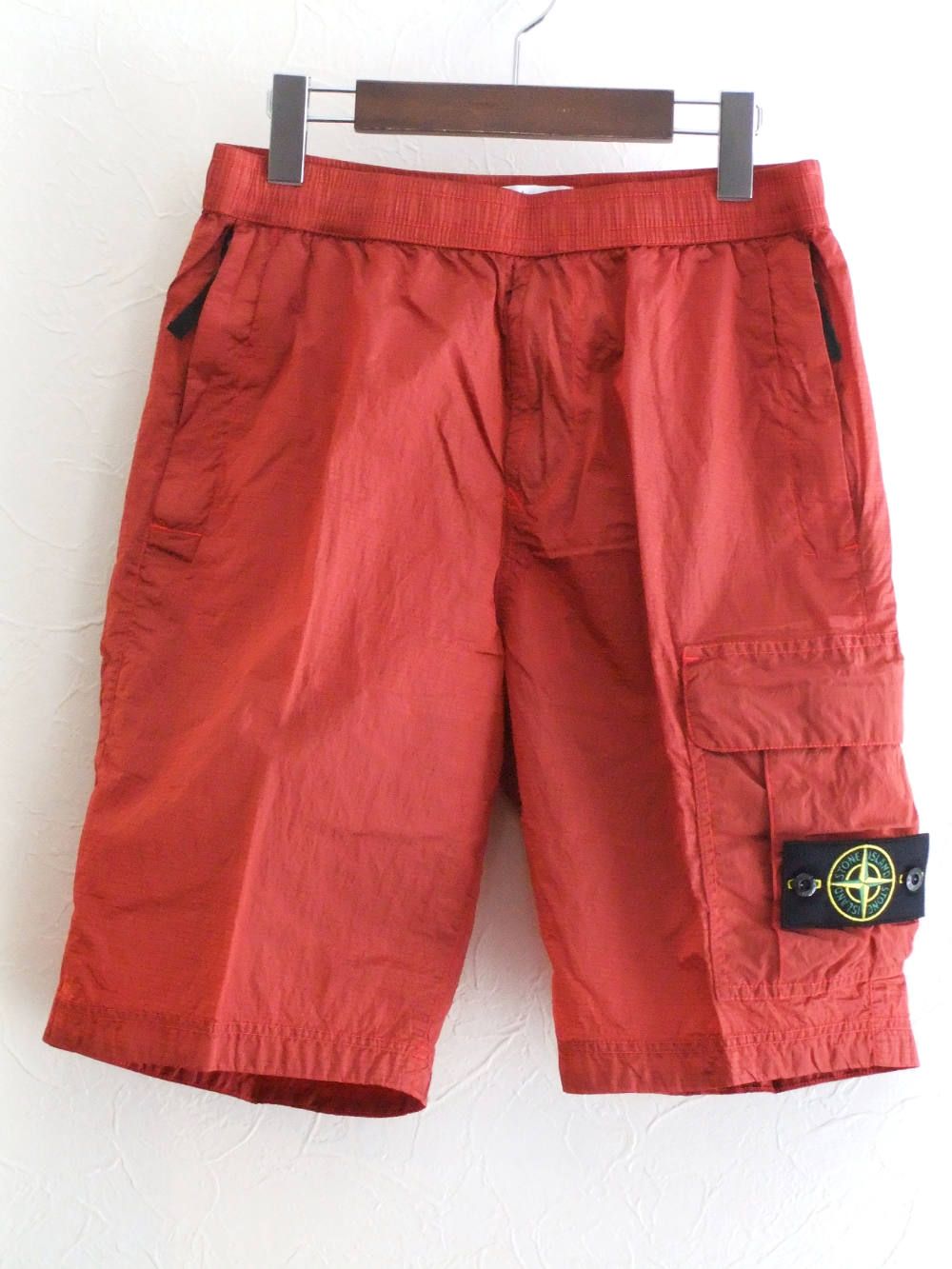 STONE ISLAND - NYLON METAL RIPSTOP H/PANTS (ORANGE