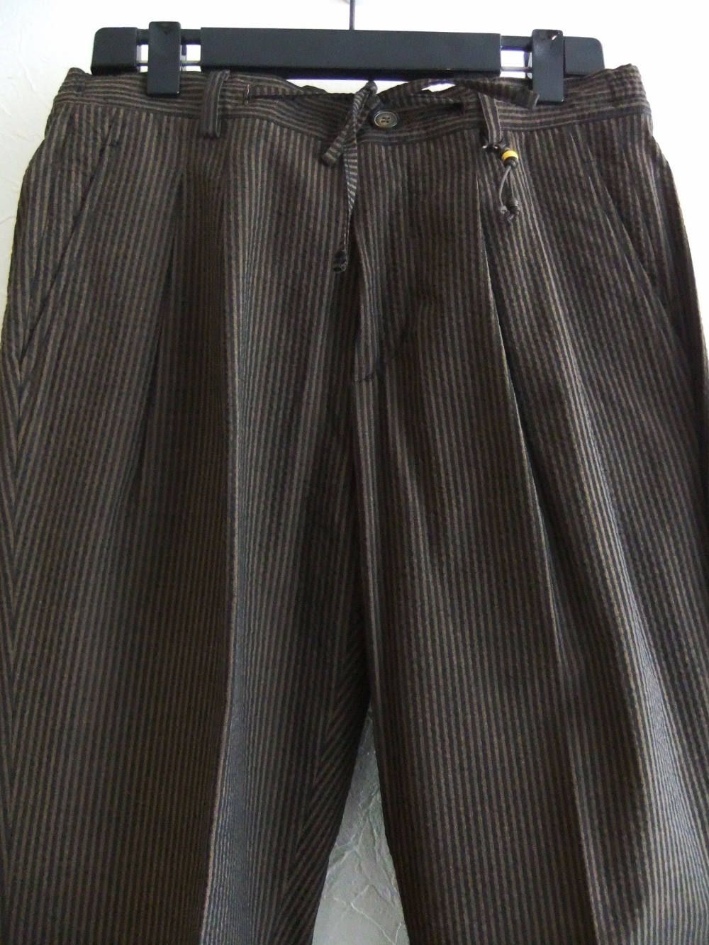 ストライプ柄 シアサッカー パンツ (BROWN) AG297