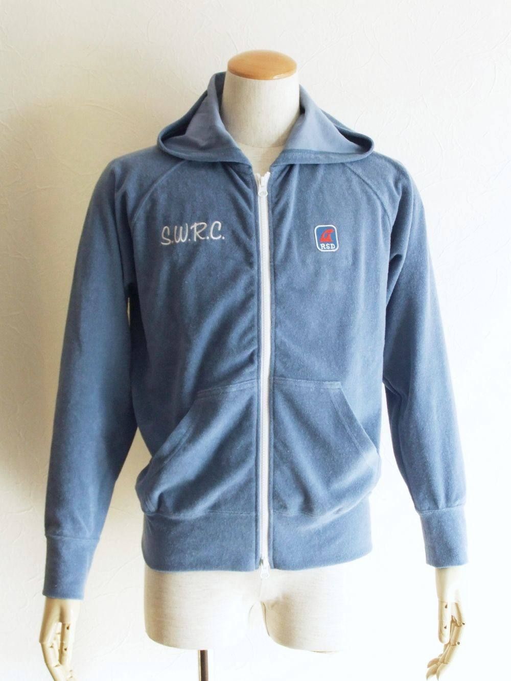 HOLIDAY HOODIE   パイル ZIPフーディー