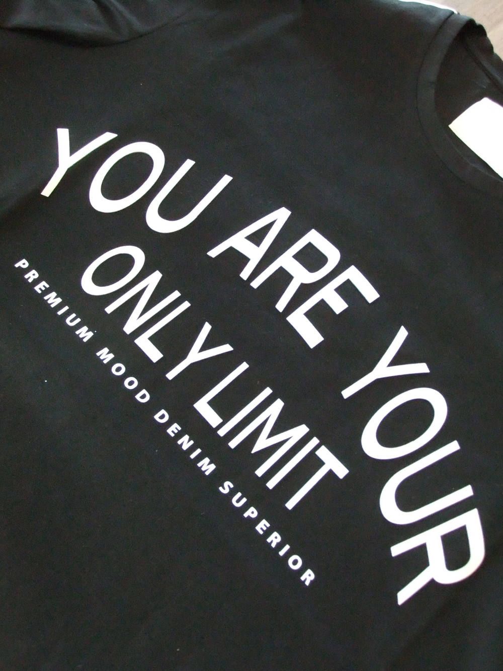 ONLY LIMIT ロゴ プリント Tシャツ (BLACK)
