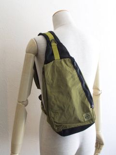 STONE ISLAND ボディバッグ (GRANO)