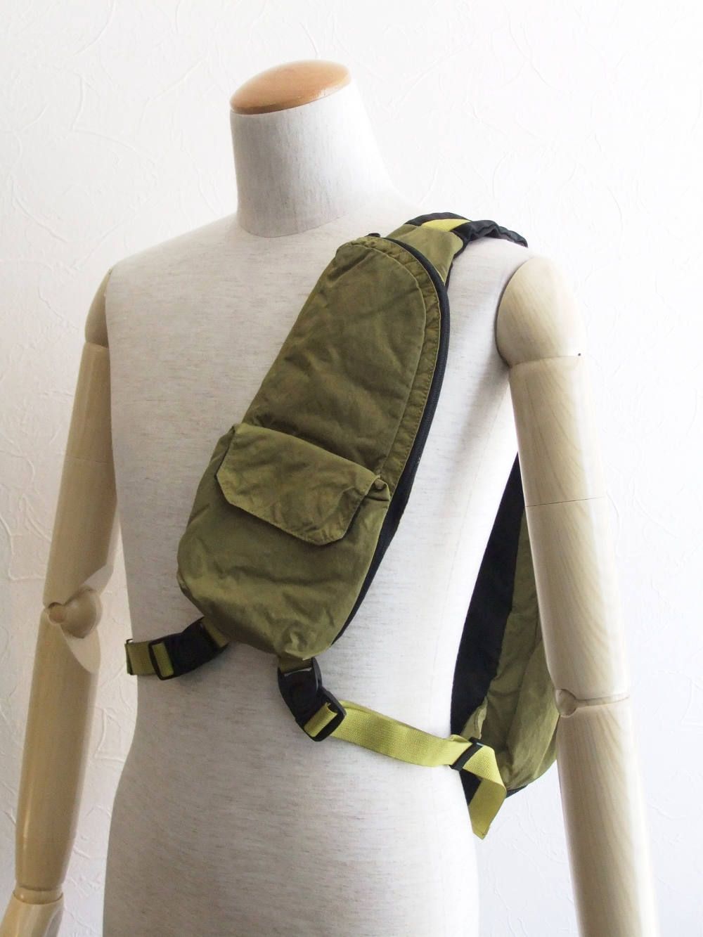 STONE ISLAND ボディバッグ (GRANO)