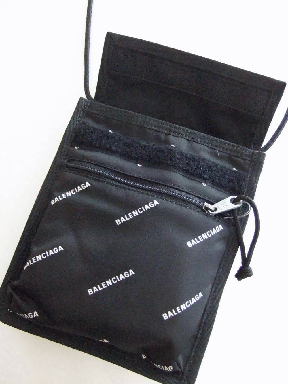 BALENCIAGA - エクスプローラー ポーチ ストラップ 532298-9EL75