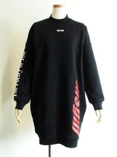 《LADIES》 ロゴプリント スウェット ワンピース (ブラック)  MDA71-195799