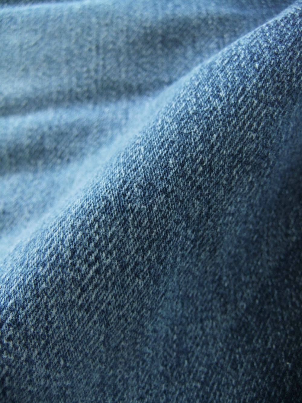 ジャジーデニムパンツ  JERSEY EASY DENIM PANT