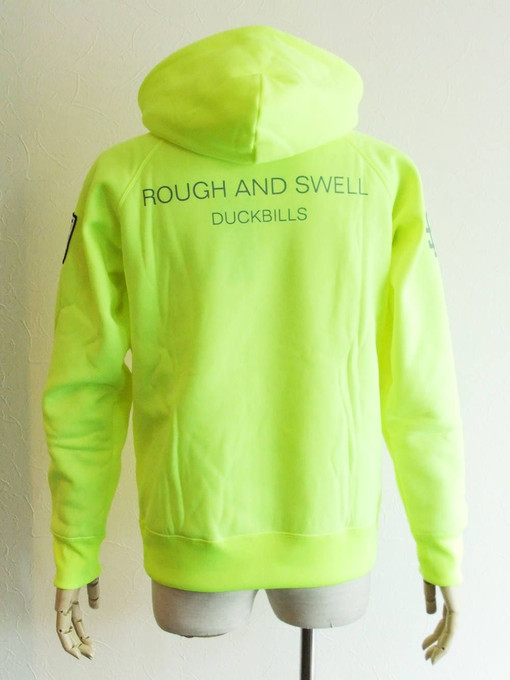 rough & swell - NEON HOODIE プルオーバーパーカー RSM-19230 | 4.444glad