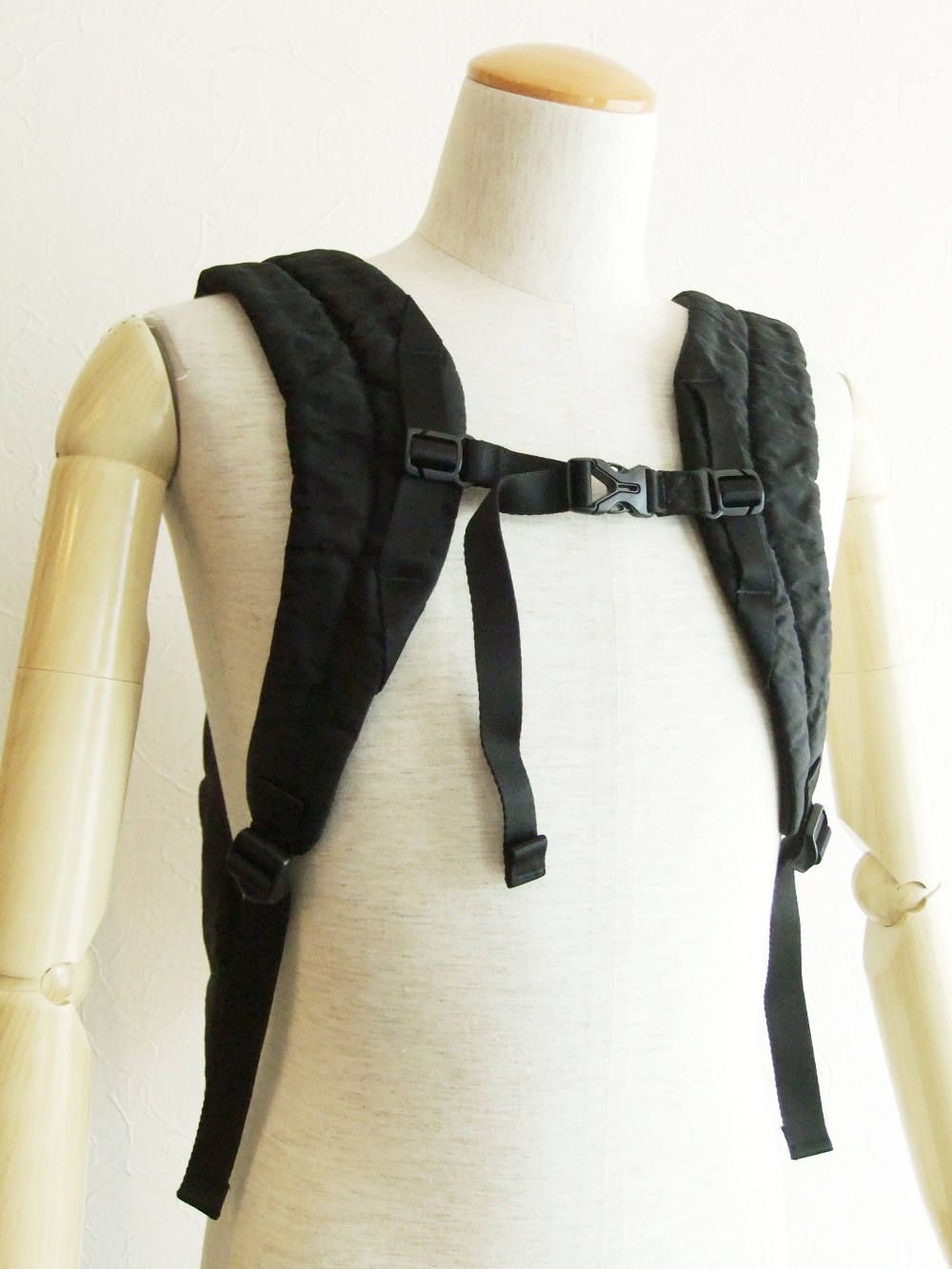 GOGGLES  BACKPACK  ゴーグル ボディバッグ  ( ブラック )  07CMAC197A