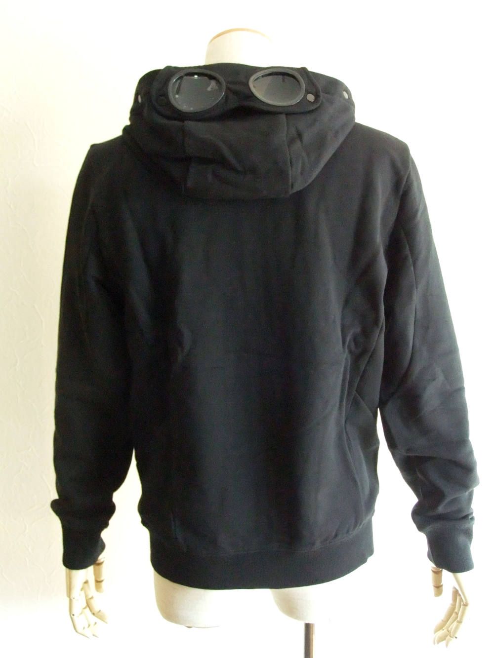 C.P. COMPANY - GOGGLES SWEAT PARKA ゴーグル ジップアップ パーカー ( ブラック )  07CMSS003A005086 | 4.444glad