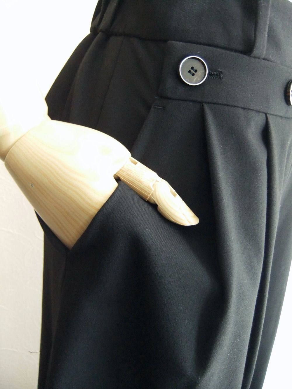 ボタンベルト付き  ワイドパンツ (ブラック)   SP-11176