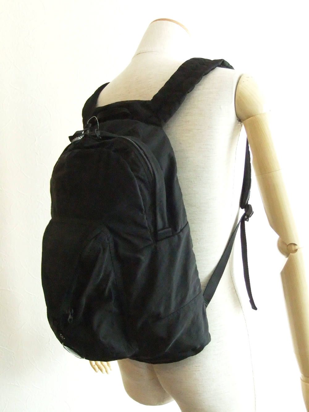 GOGGLES  BACKPACK  ゴーグル ボディバッグ  ( ブラック )  07CMAC197A