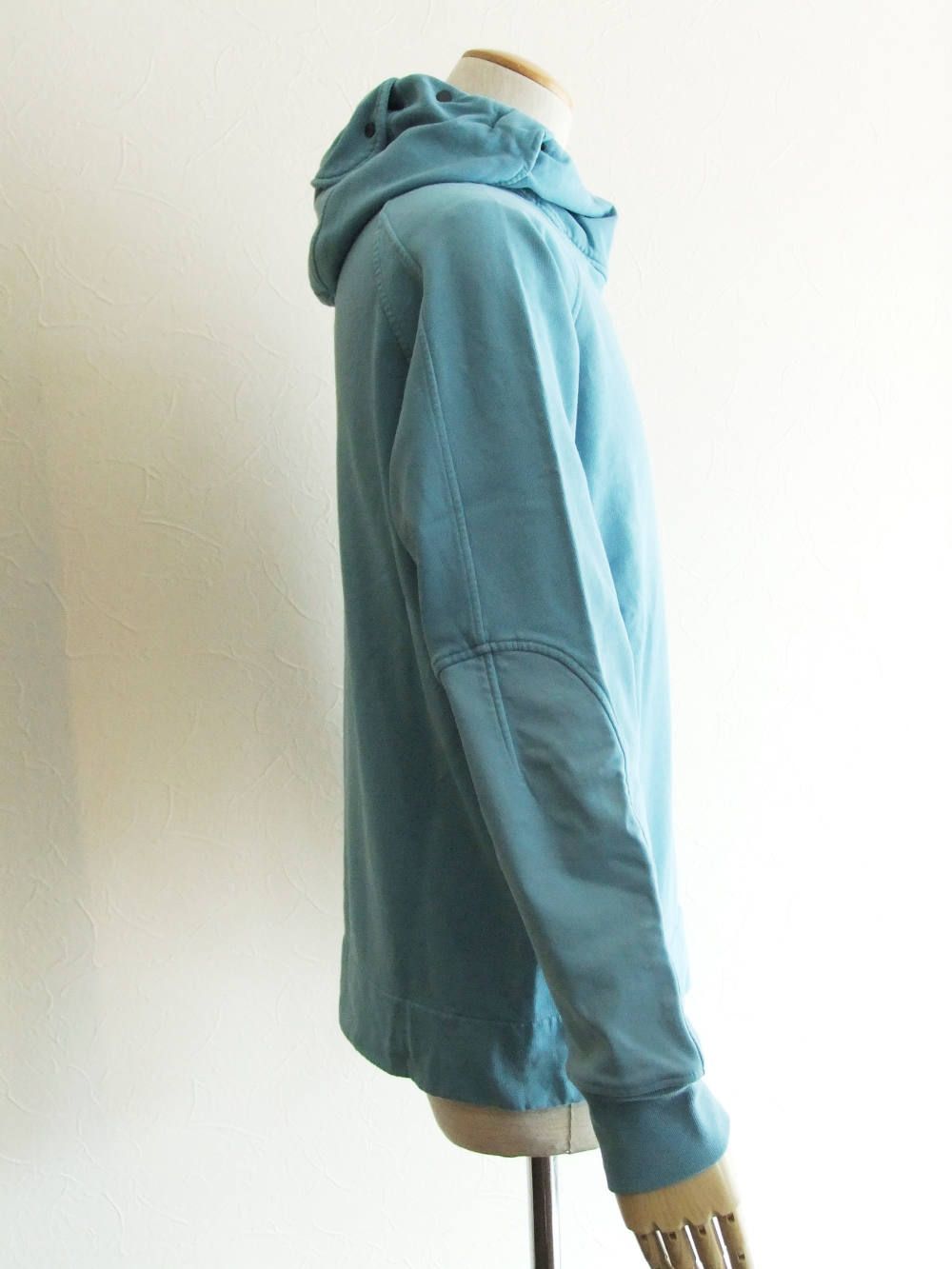 GOGGLES SWEAT PARKA ゴーグル  フーデット"スウェット ( ブルー)  07CMSS257A0056000