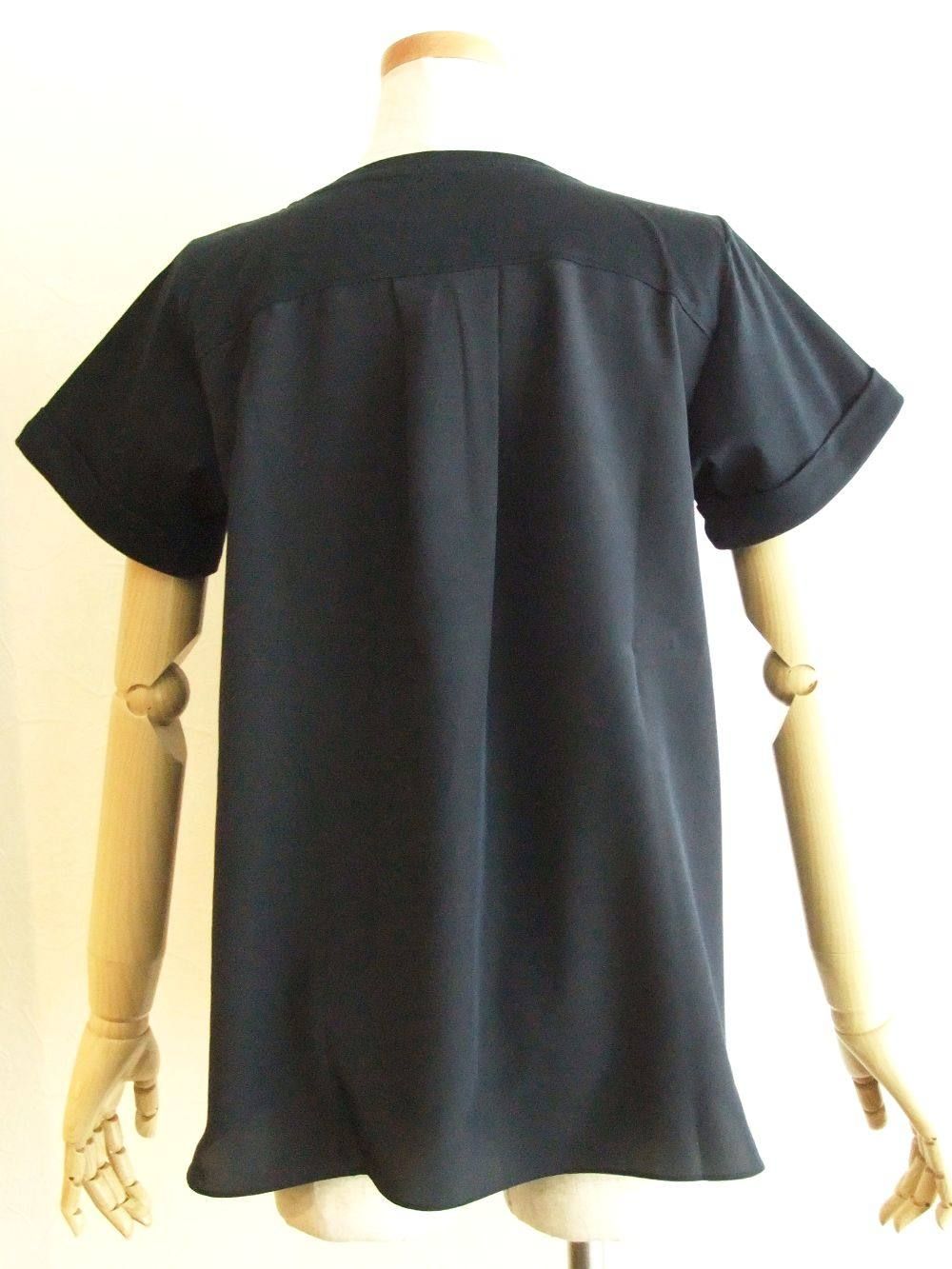 【MOOLA】  バック フレアー Tシャツ (ネイビー)  820102A