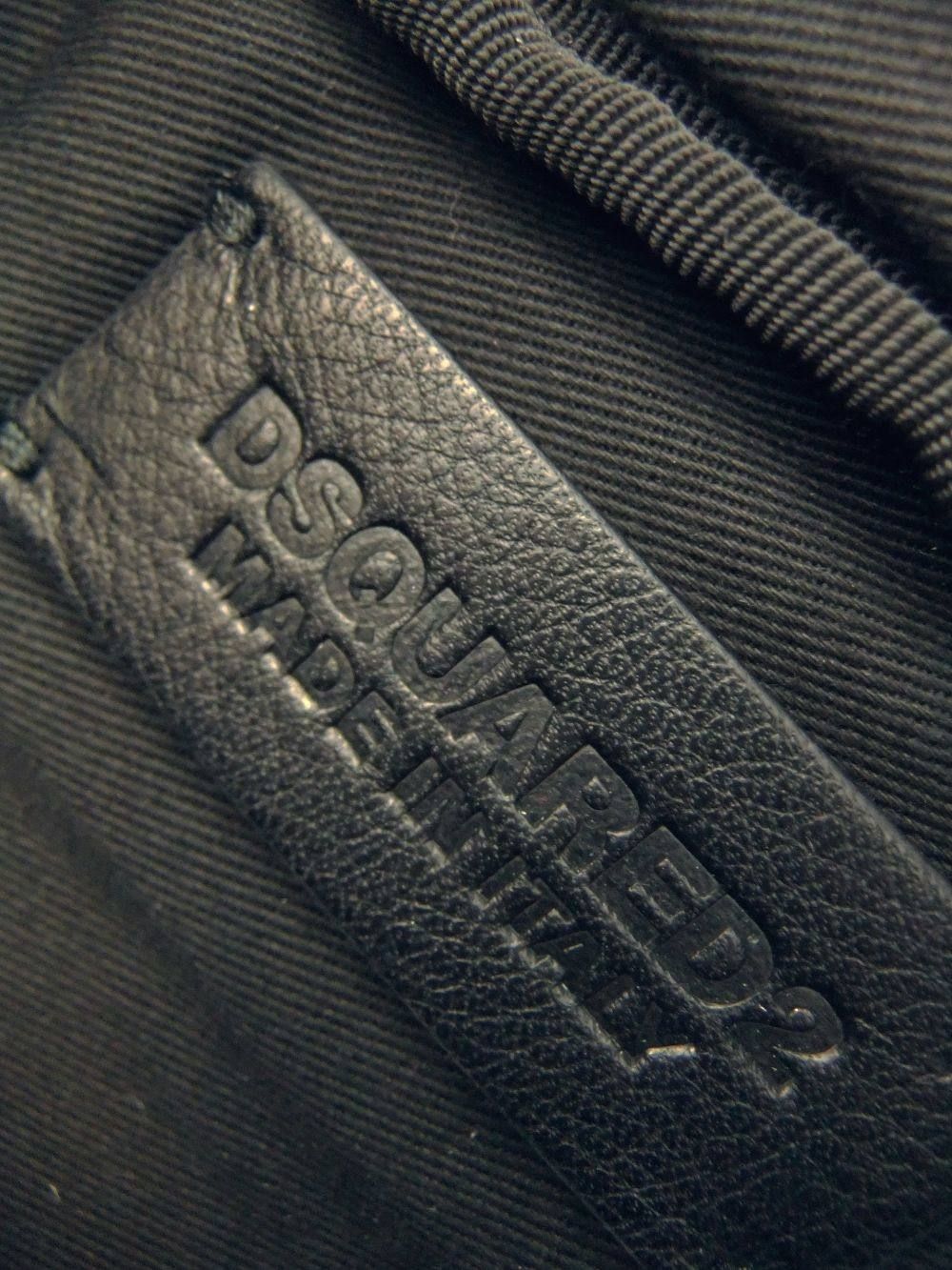 ロゴ  レザー ウエストバッグ   S83BB0013