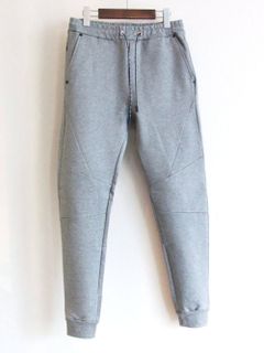 INVISIBLE TASK スウェットパンツ