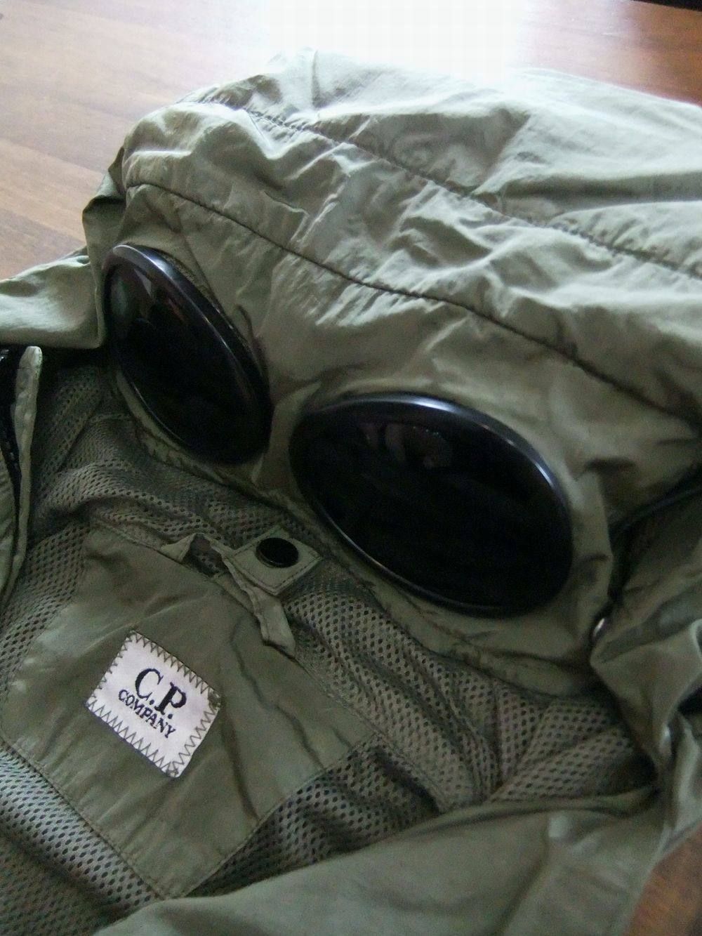 GOGGLES GILET  ゴーグル フーデット"ベスト ( KHAKI )  08CMOW025A005148G