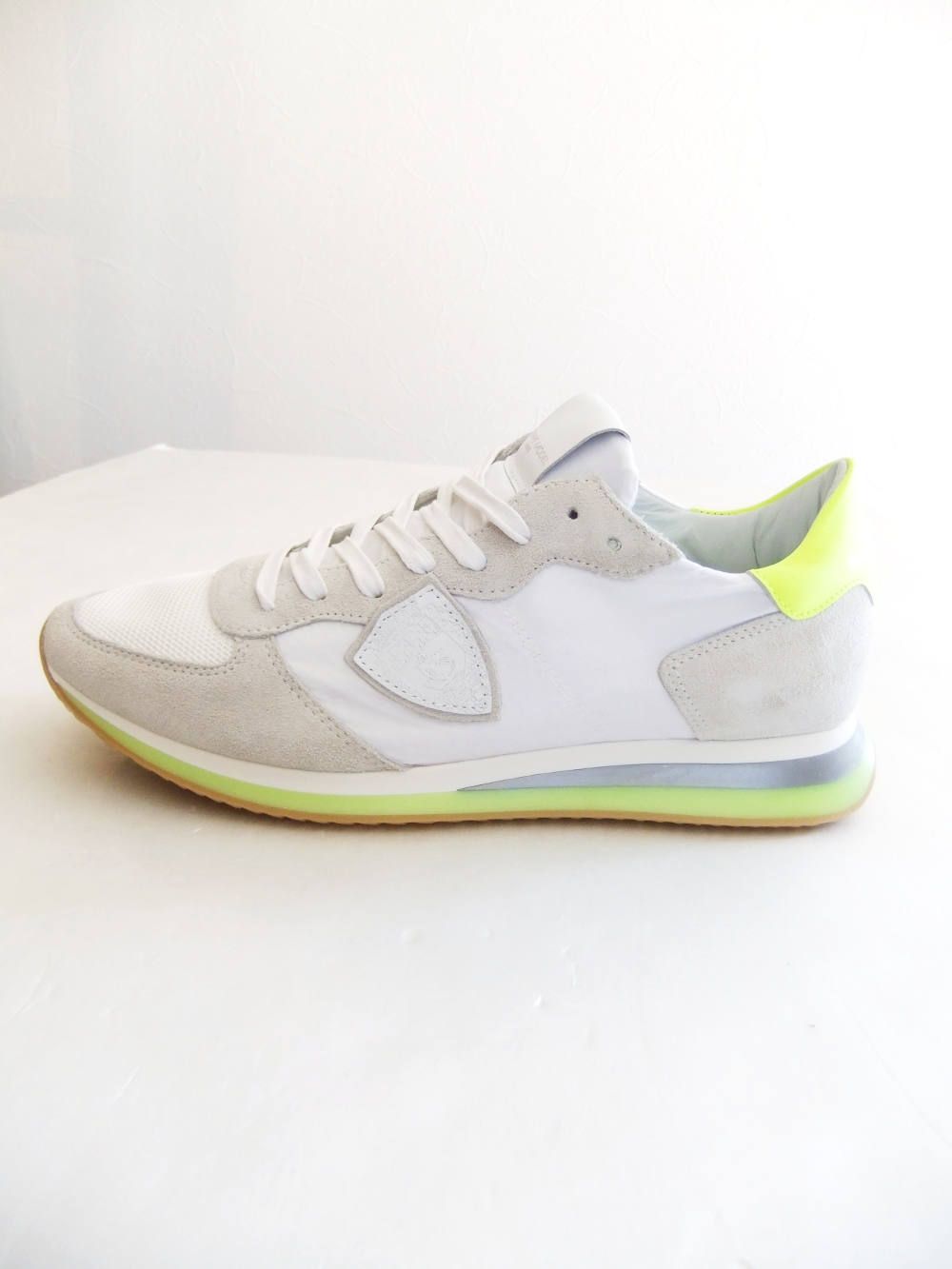 TRPX MONDIAL FLUO   LOW-CUT TZLU WFF1 ローカットスニーカー (ホワイト×イエロー)