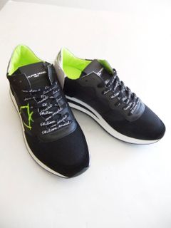 TRPX MONDIAL PEINT  LOW-CUT TZLU WF07 ローカットスニーカー (ブラック×シルバーメタリック)