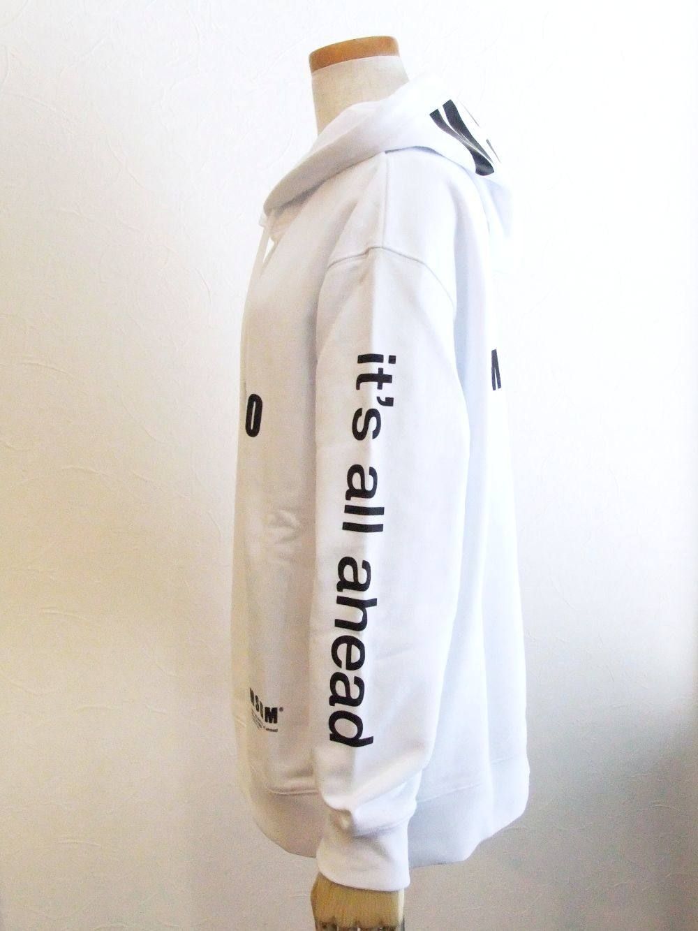 《LADIES》 ロゴ スウェットフーディー   (ホワイト) MDM234-207299