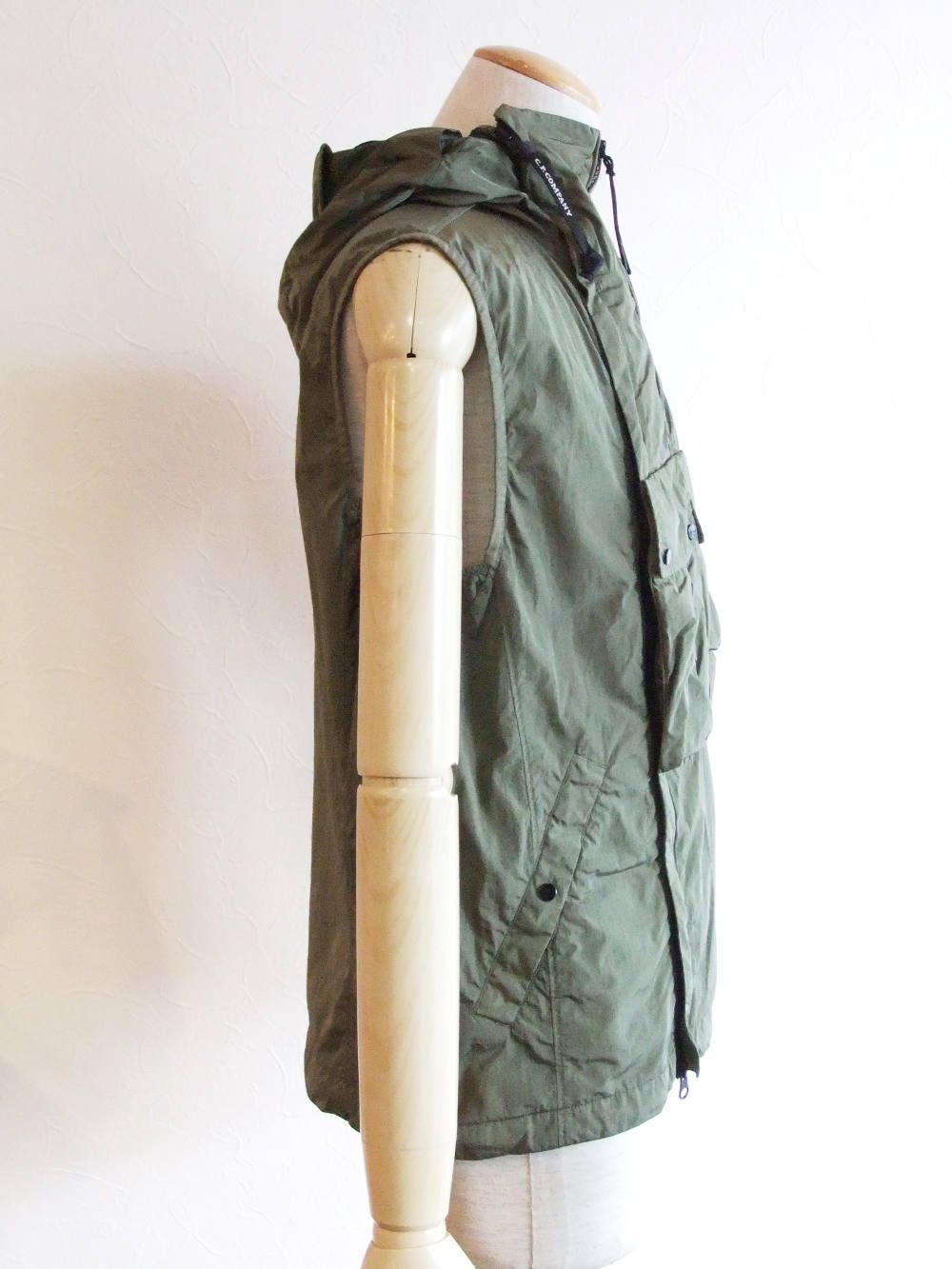 GOGGLES GILET  ゴーグル フーデット"ベスト ( KHAKI )  08CMOW025A005148G