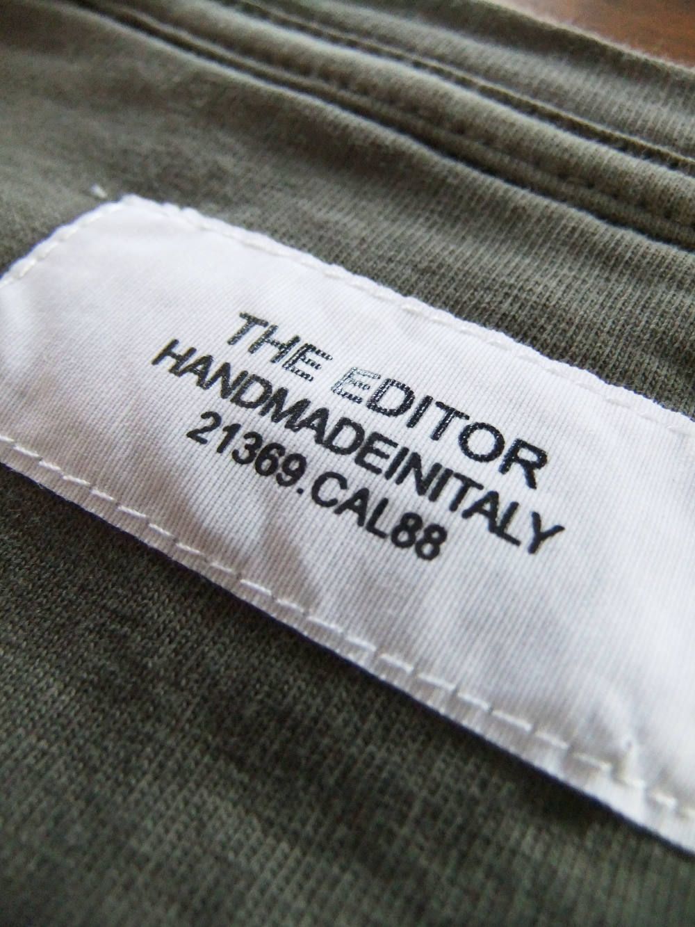 THE EDITOR  ロゴ Tシャツ ( カーキ )