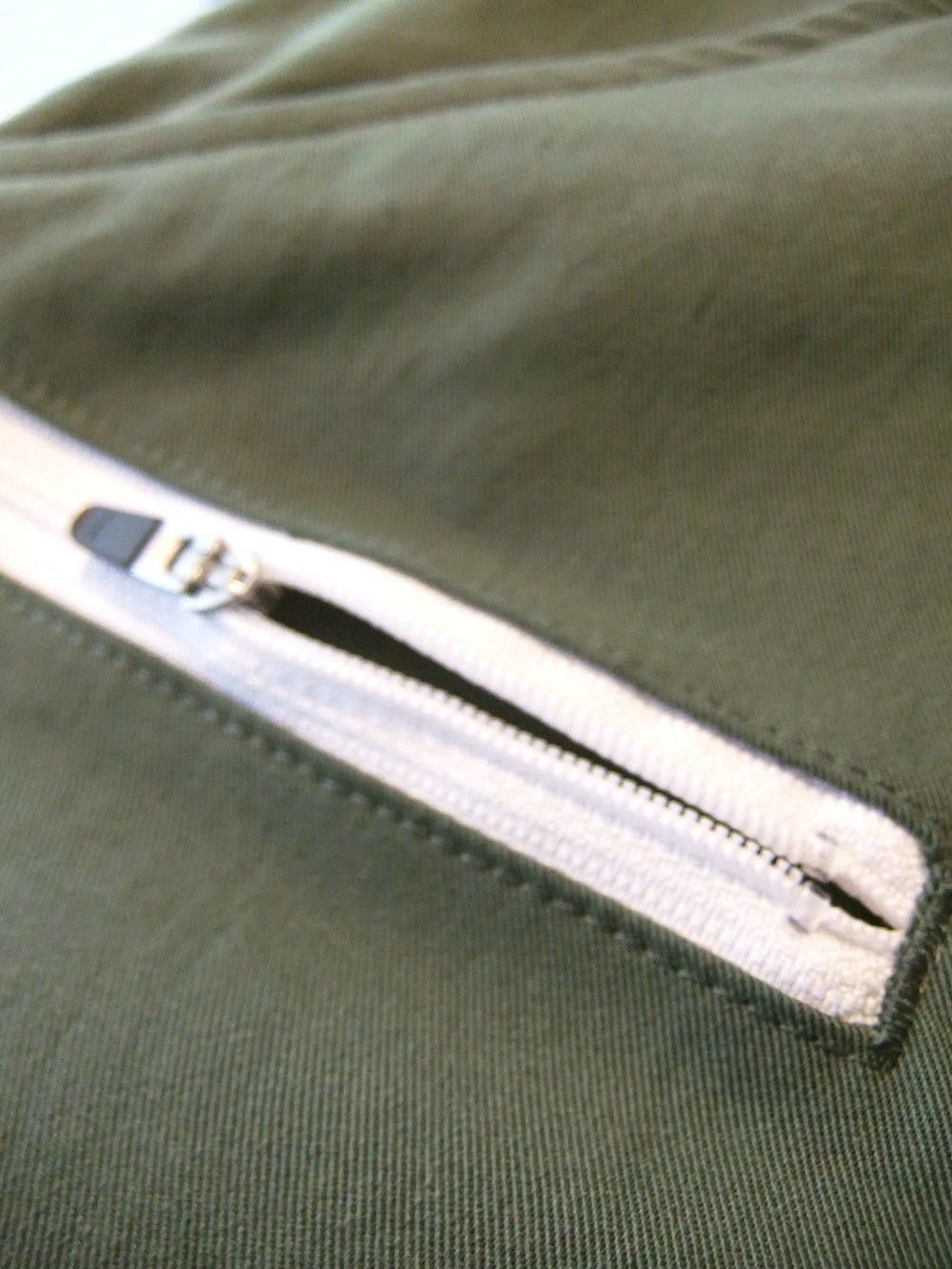 MOORE SPRING  PANTS ( モスグリーン ) ストレッチカーゴパンツ