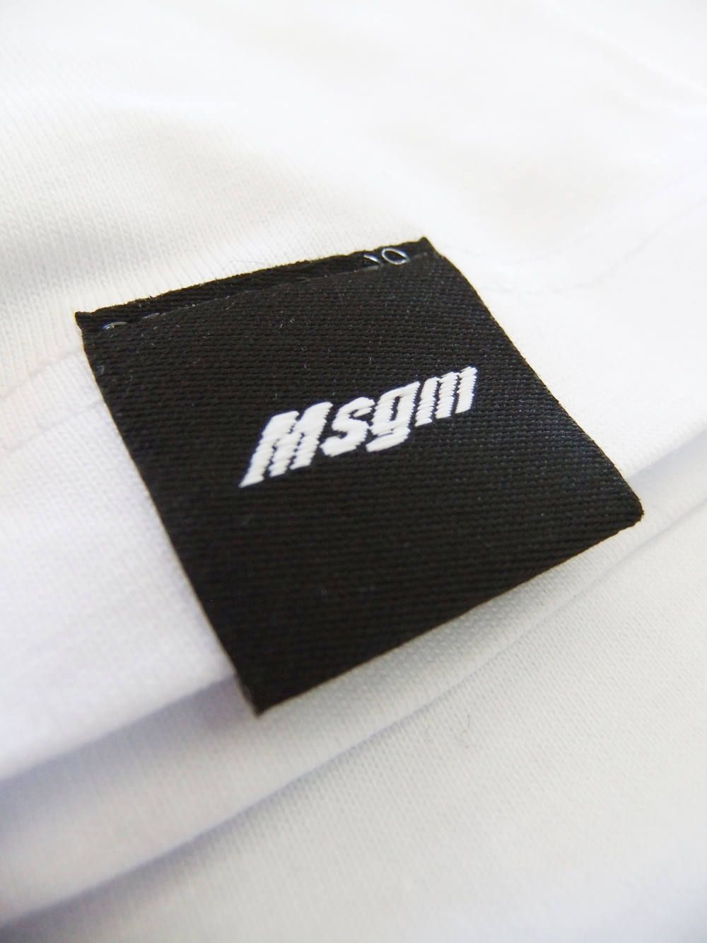 LOGO SMALL BOX ロゴ  T-SHIRT  ( ホワイト )  2840MM233