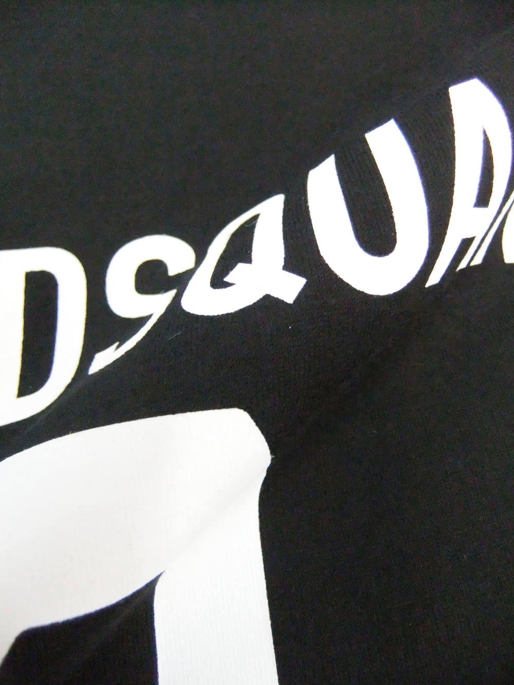 D2 ロゴプリント T-SHIRT  ( ブラック ) S79GC0001