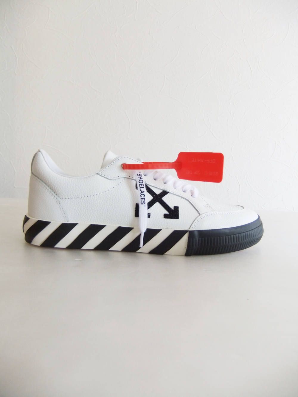 LOW VULCANIZED  ( ホワイト )レザースニーカー